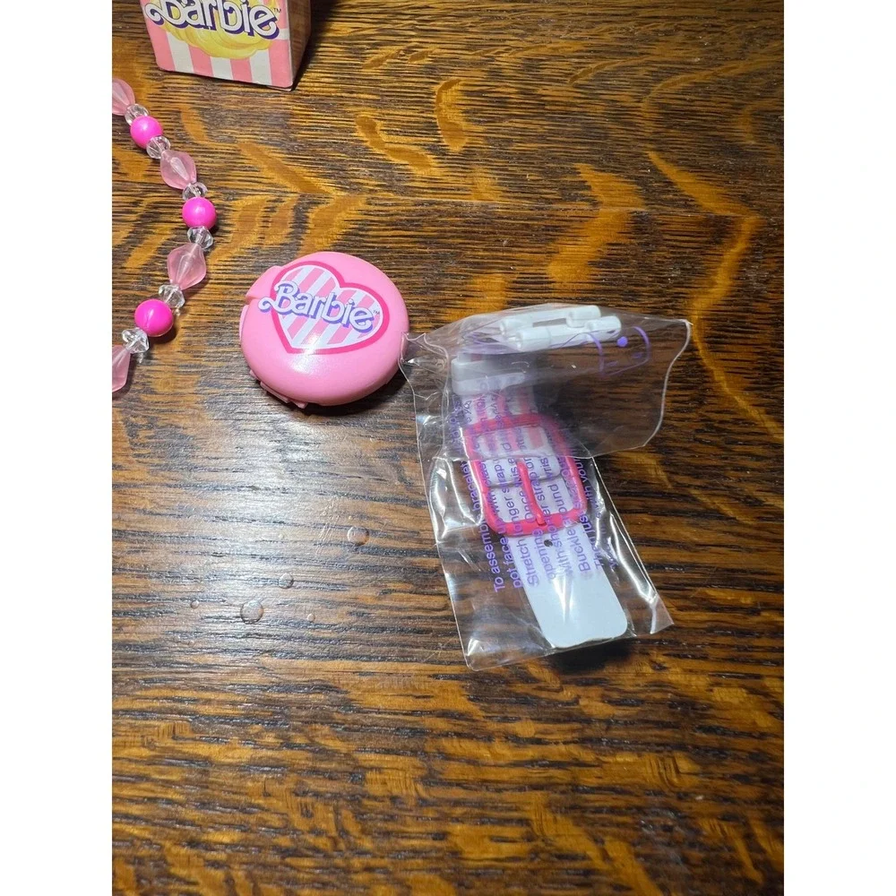 VTG Barbie Avon Jewelry Set 1989 NOS Necklace Lip Gloss Bracelet Pink Heart Box